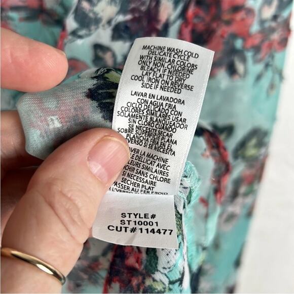 Kut From The Kloth Semi Sheer Swiss Dot Long Sleeve Floral Blouse Women’s Small - Picture 9 of 9